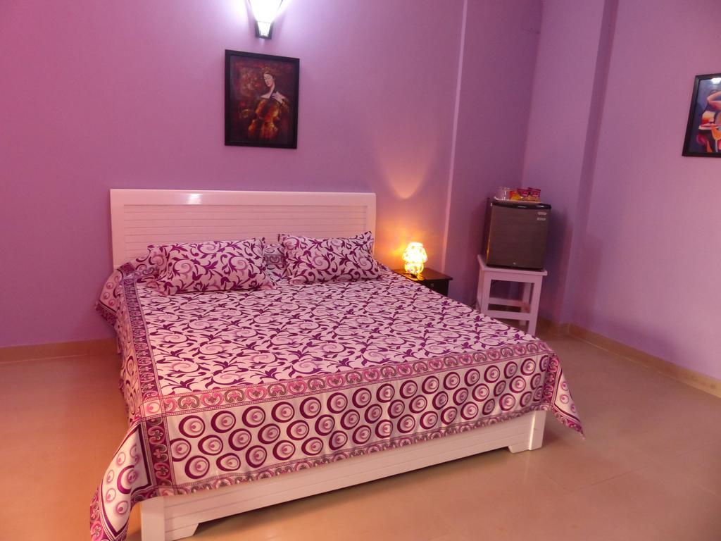 Mykonos Guest House And Spa New Delhi Exterior foto